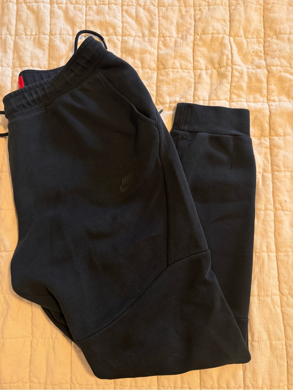 Nike Men’s Black Fleece Jogger Pants